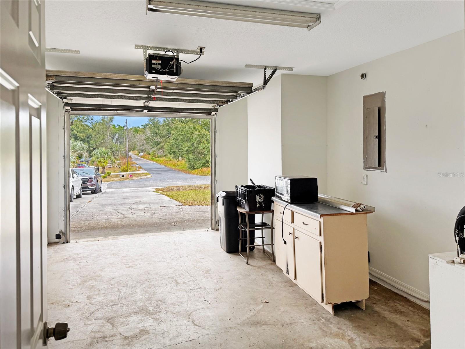 Image 10 of 27 For 5730 41 Street