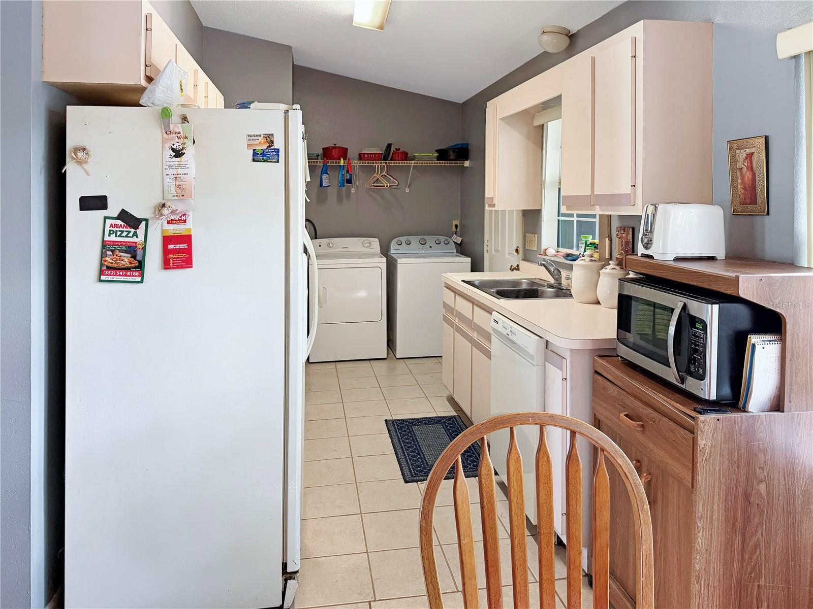 Image 16 of 27 For 5730 41 Street