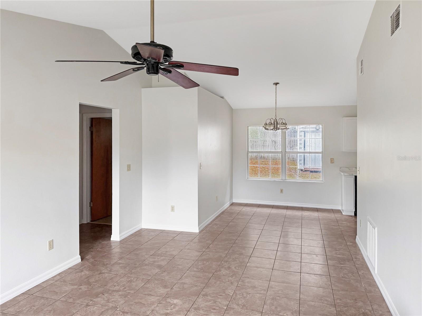 Image 3 of 27 For 5730 41 Street