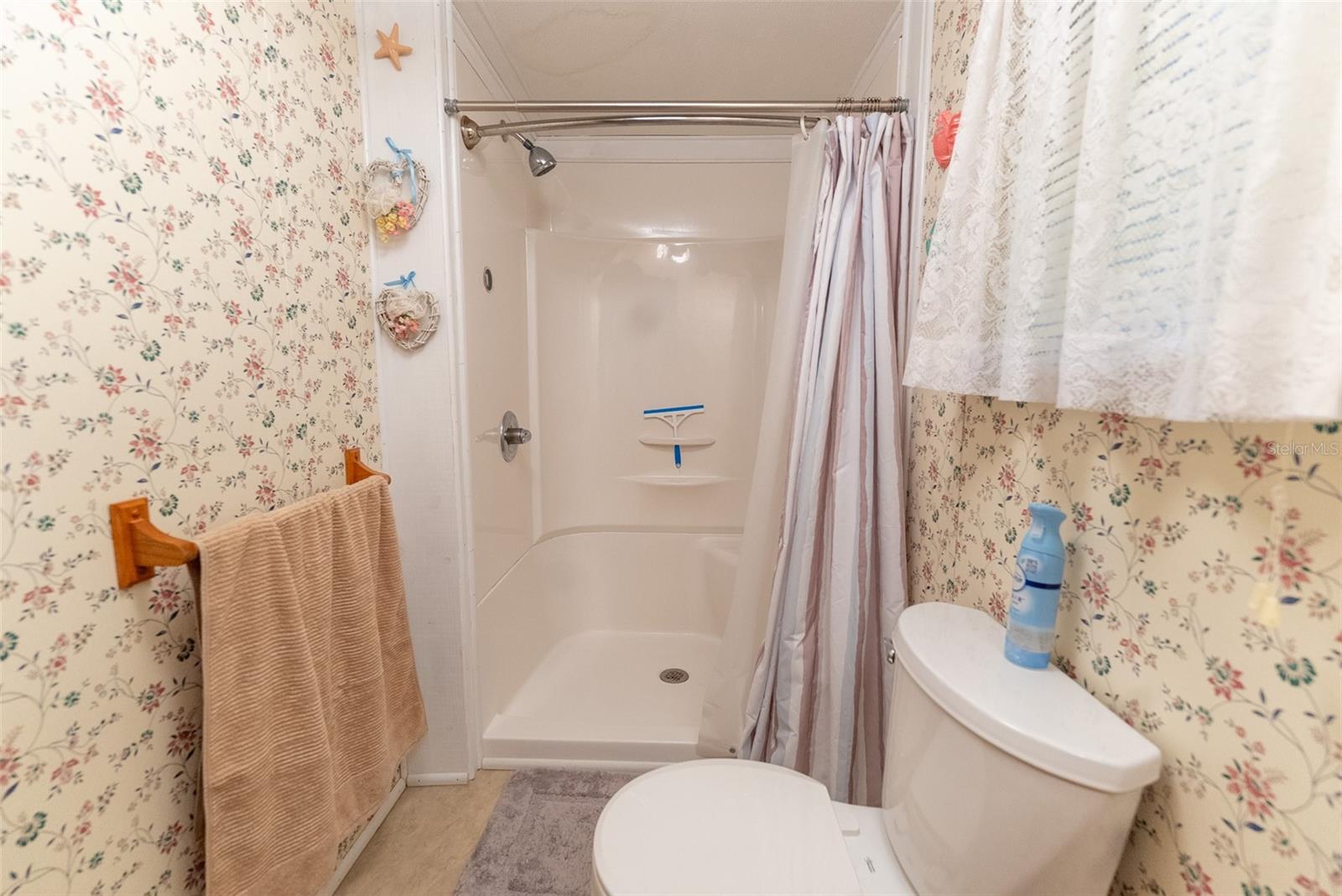 Image 28 of 63 For 14865 148th Court