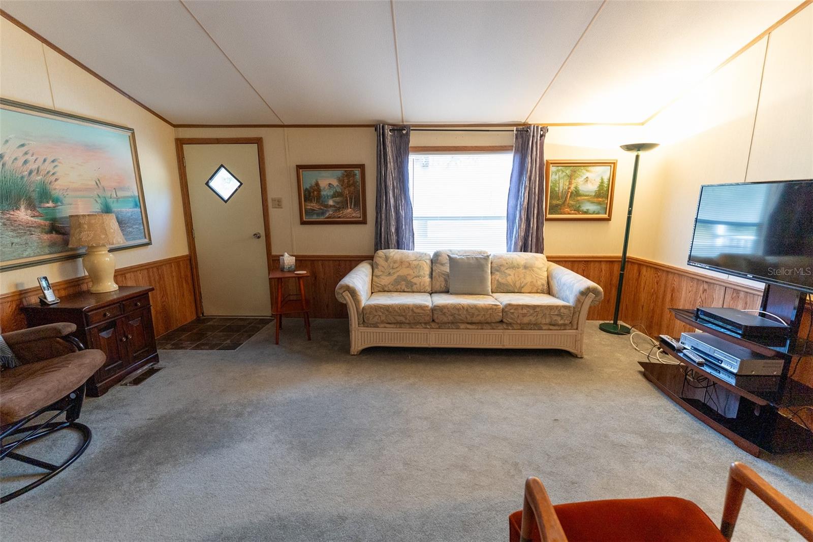 Image 5 of 63 For 14865 148th Court