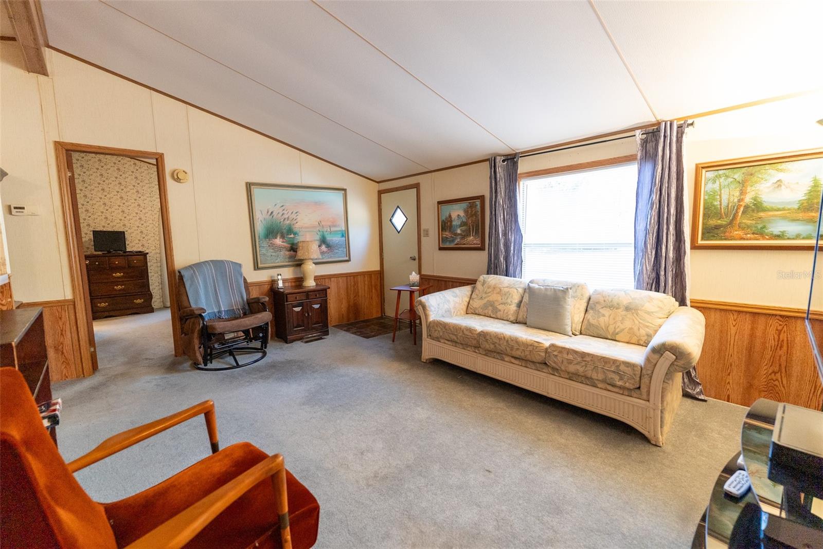 Image 6 of 63 For 14865 148th Court