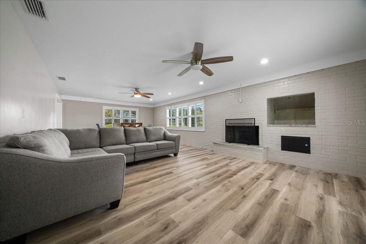 Image 20 of 36 For 10025 28th Place