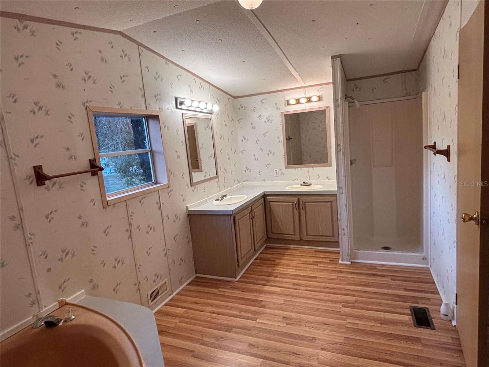 Image 13 of 28 For 14120 95th Avenue