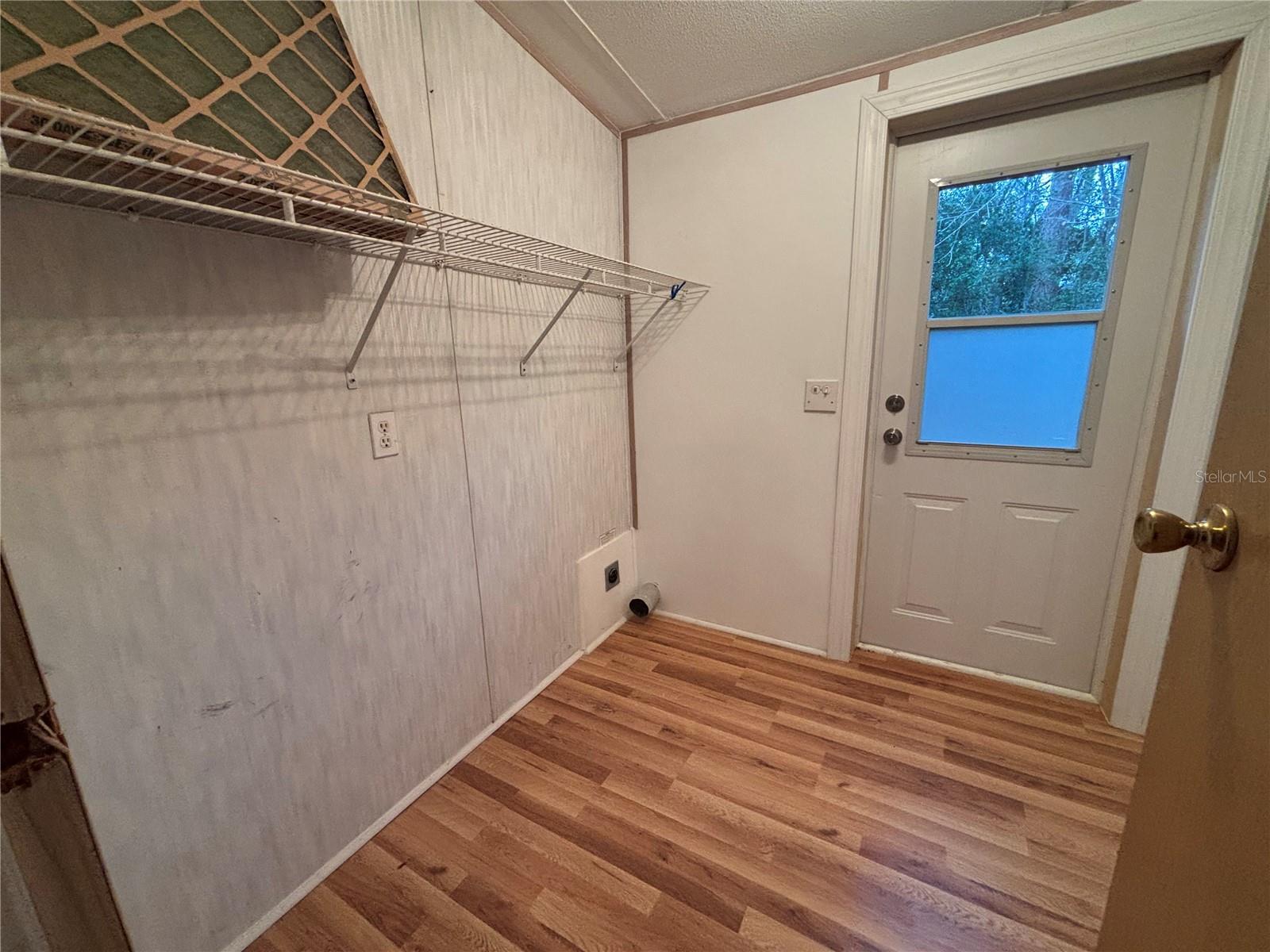 Image 16 of 28 For 14120 95th Avenue