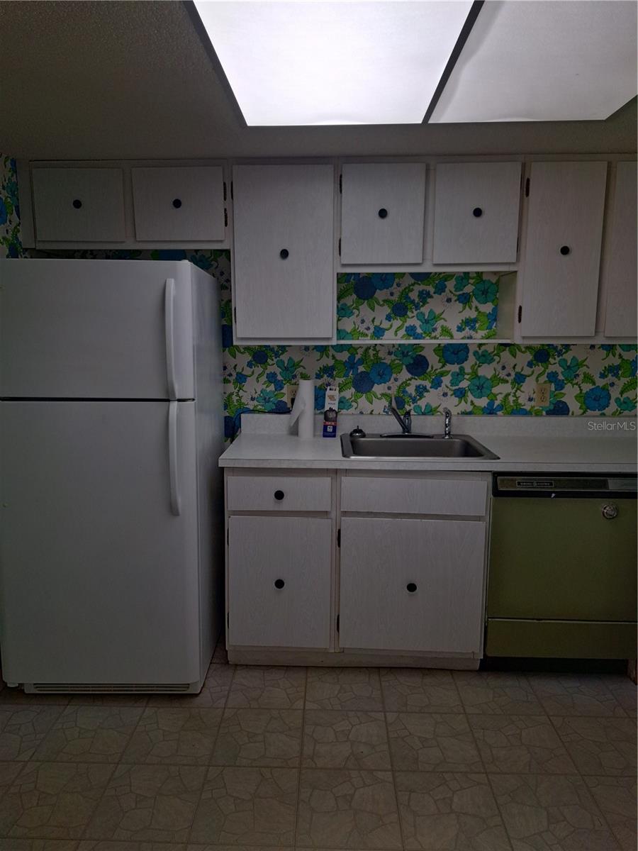 Image 11 of 15 For 580 Fairways Circle A