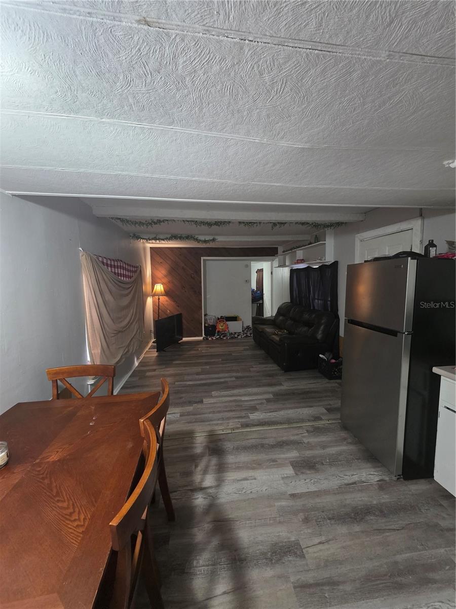 Image 7 of 11 For 205 Little Star Road