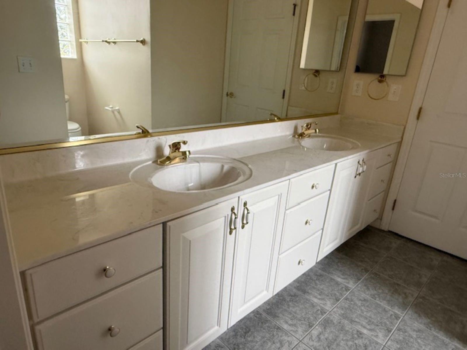 Image 12 of 19 For 10775 71st Circle