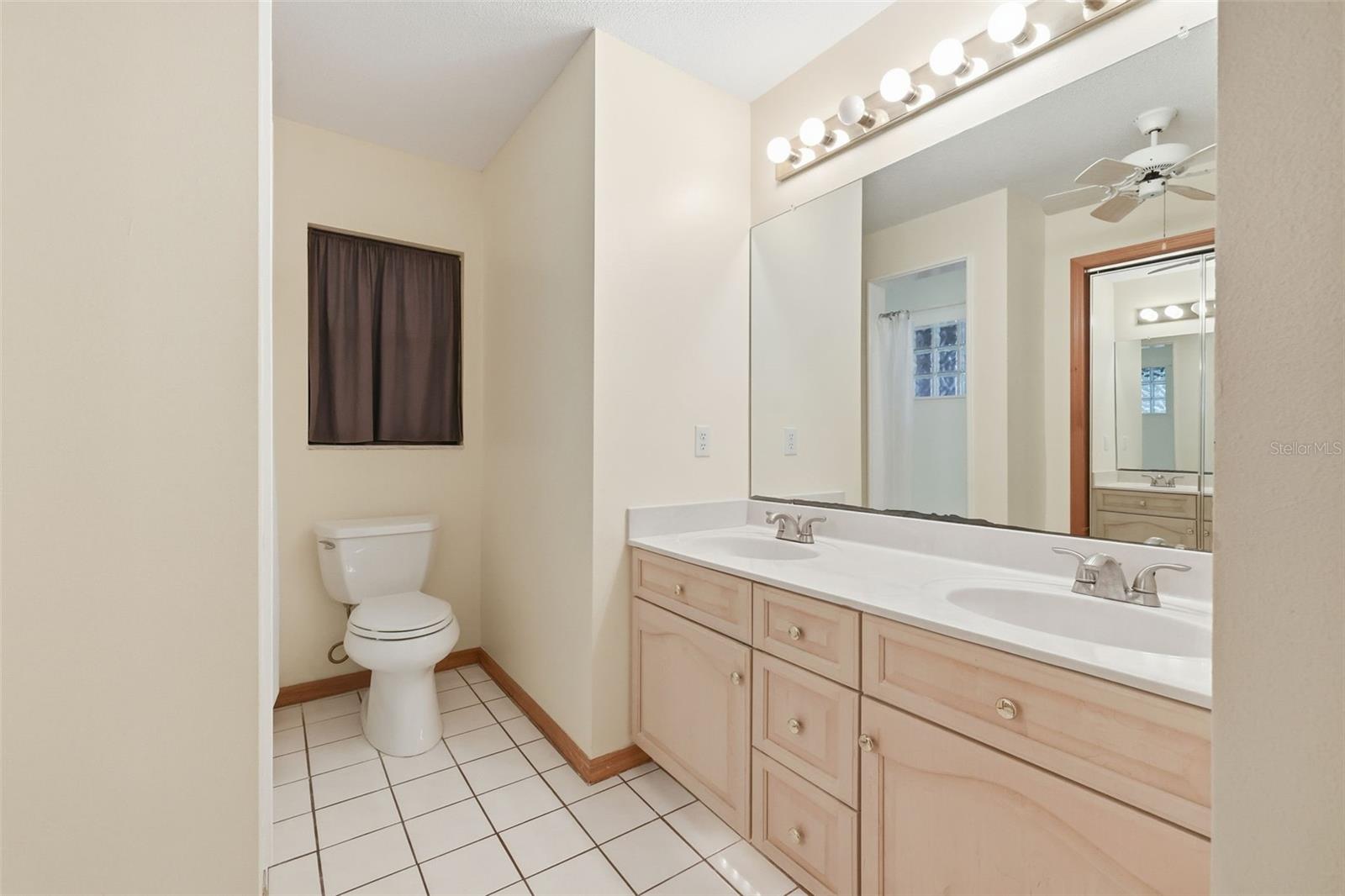 Image 16 of 38 For 5031 Highland Park Drive