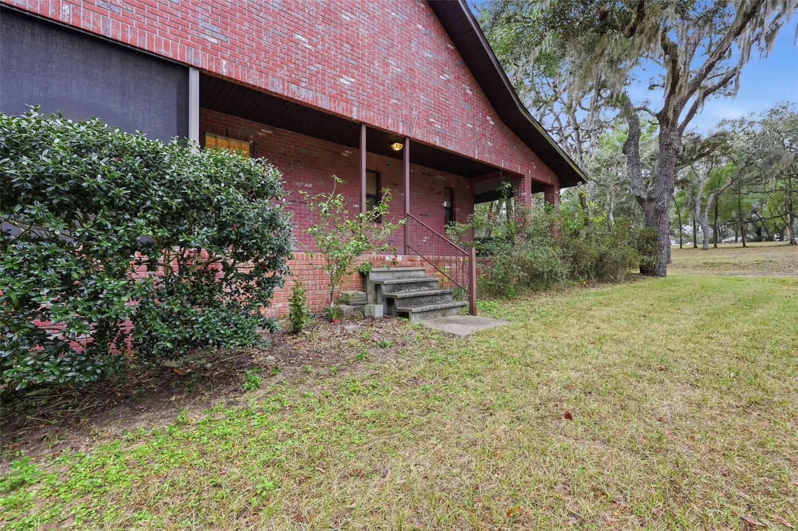 Image 32 of 38 For 5031 Highland Park Drive