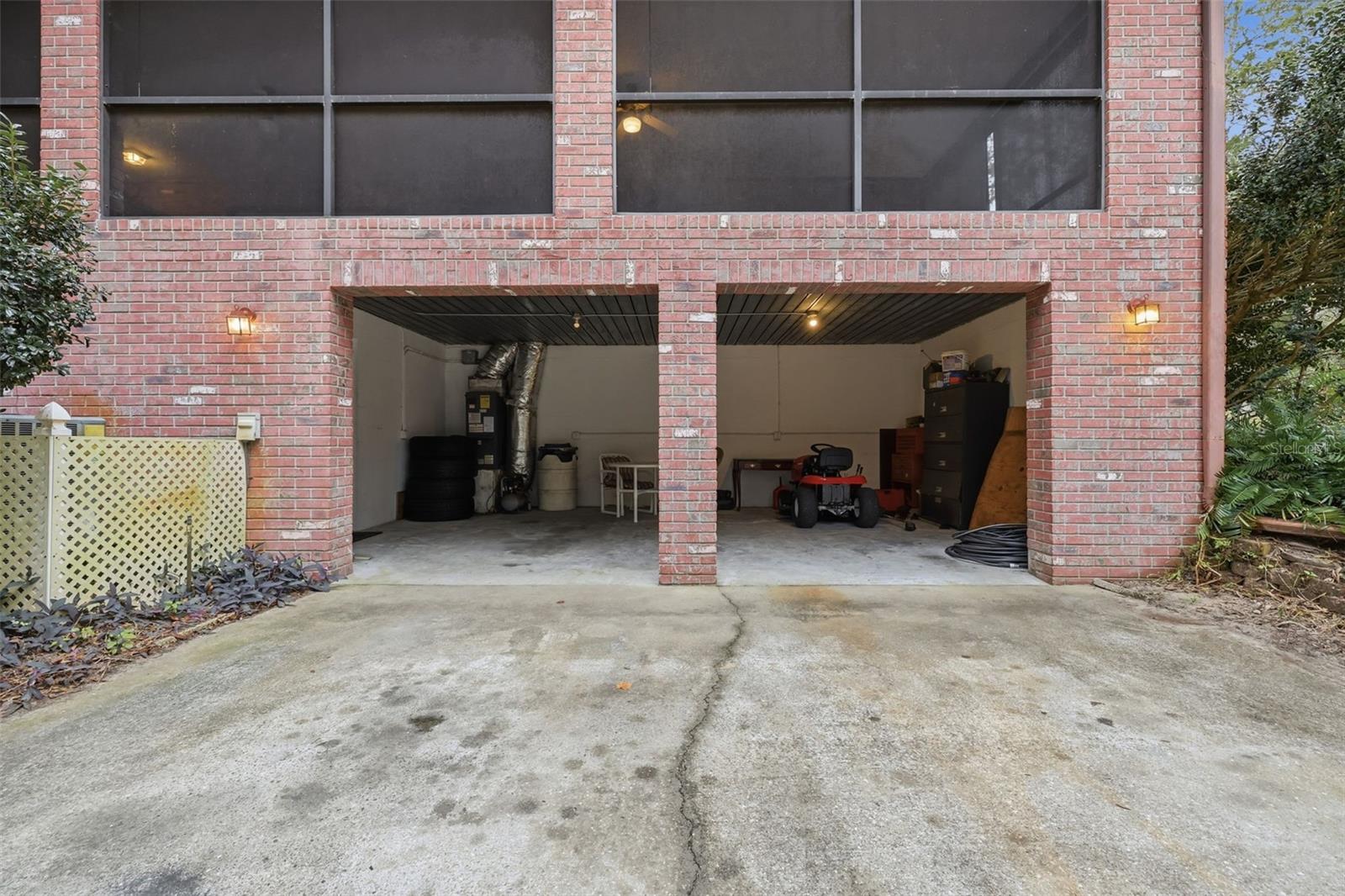 Image 34 of 38 For 5031 Highland Park Drive