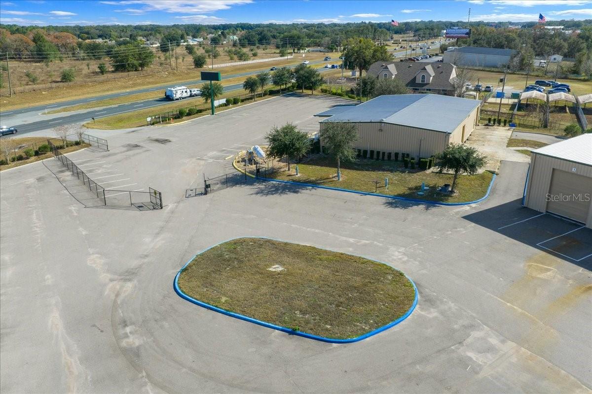 Image 16 of 70 For 13866 Us Highway 441 Highway