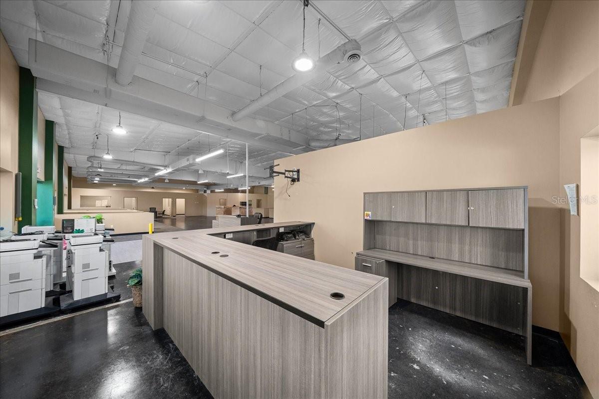 Image 47 of 70 For 13866 Us Highway 441 Highway