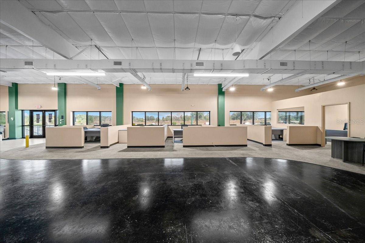 Image 52 of 70 For 13866 Us Highway 441 Highway