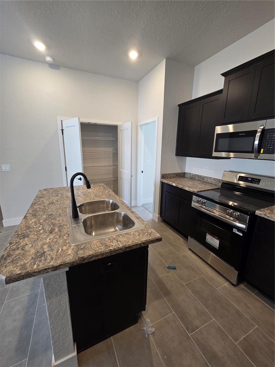 Image 12 of 20 For 2529 Clearwood Street