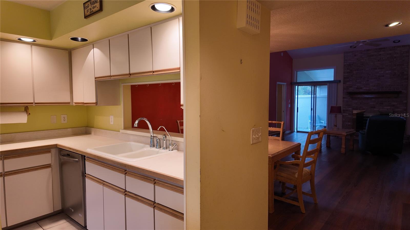 Image 14 of 79 For 1767 27th Loop Se