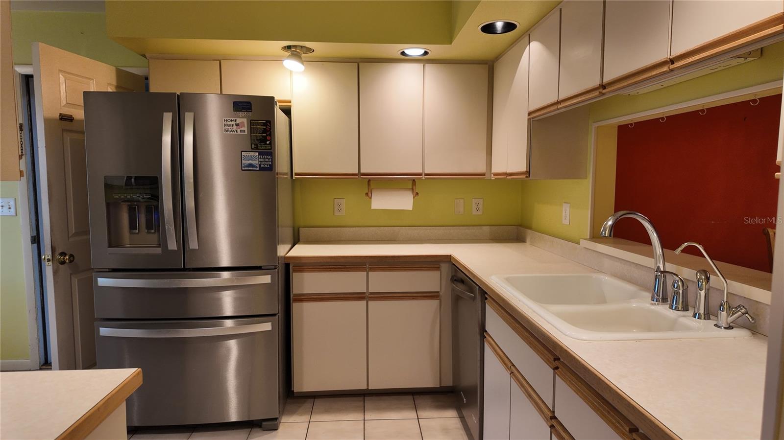 Image 15 of 79 For 1767 27th Loop Se