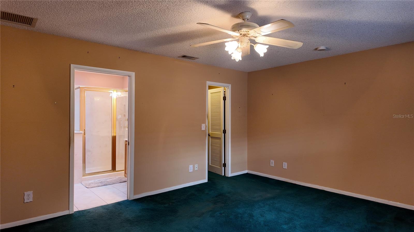 Image 31 of 79 For 1767 27th Loop Se