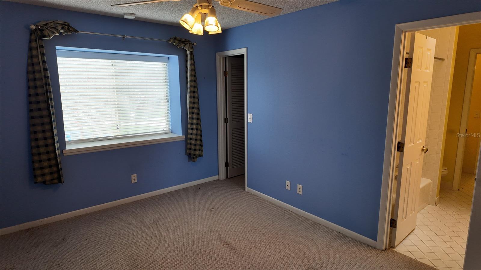 Image 52 of 79 For 1767 27th Loop Se