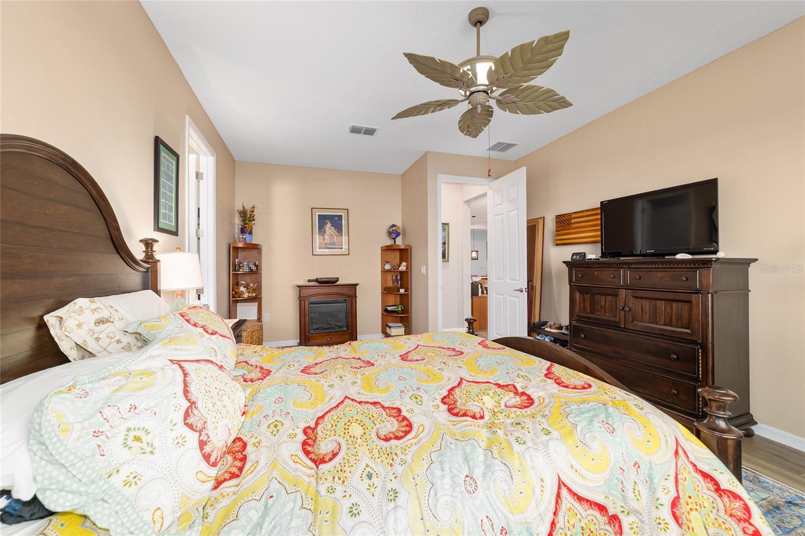 Image 36 of 63 For 10605 98th Lane