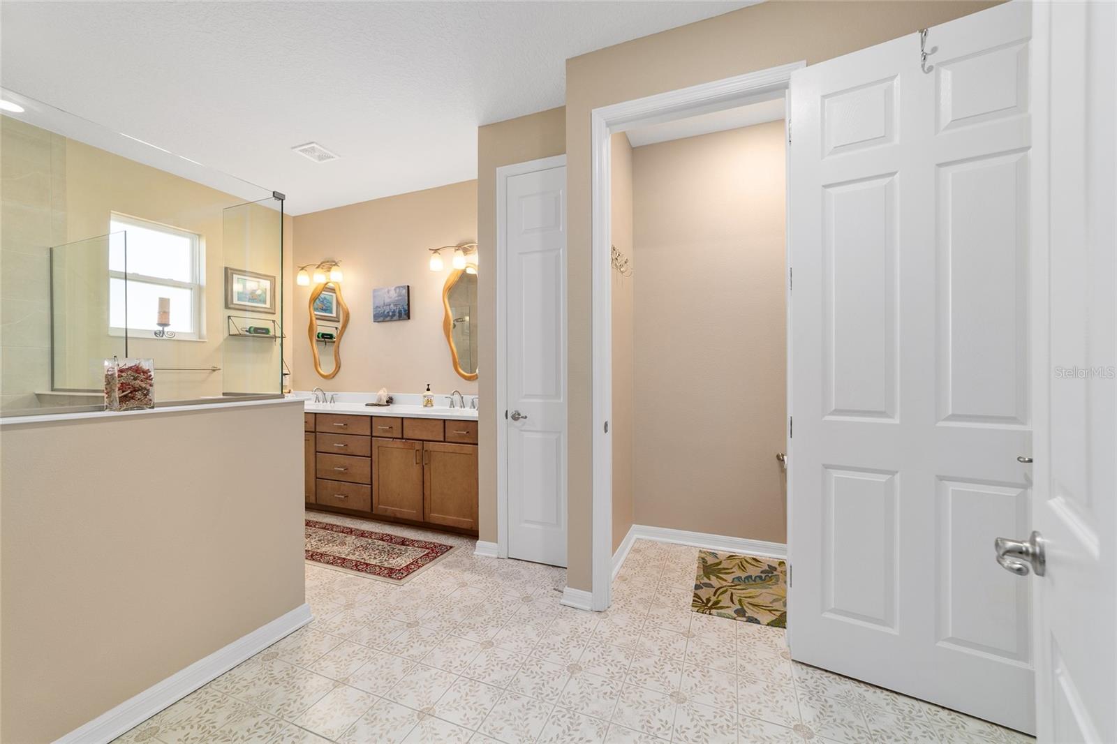 Image 38 of 63 For 10605 98th Lane