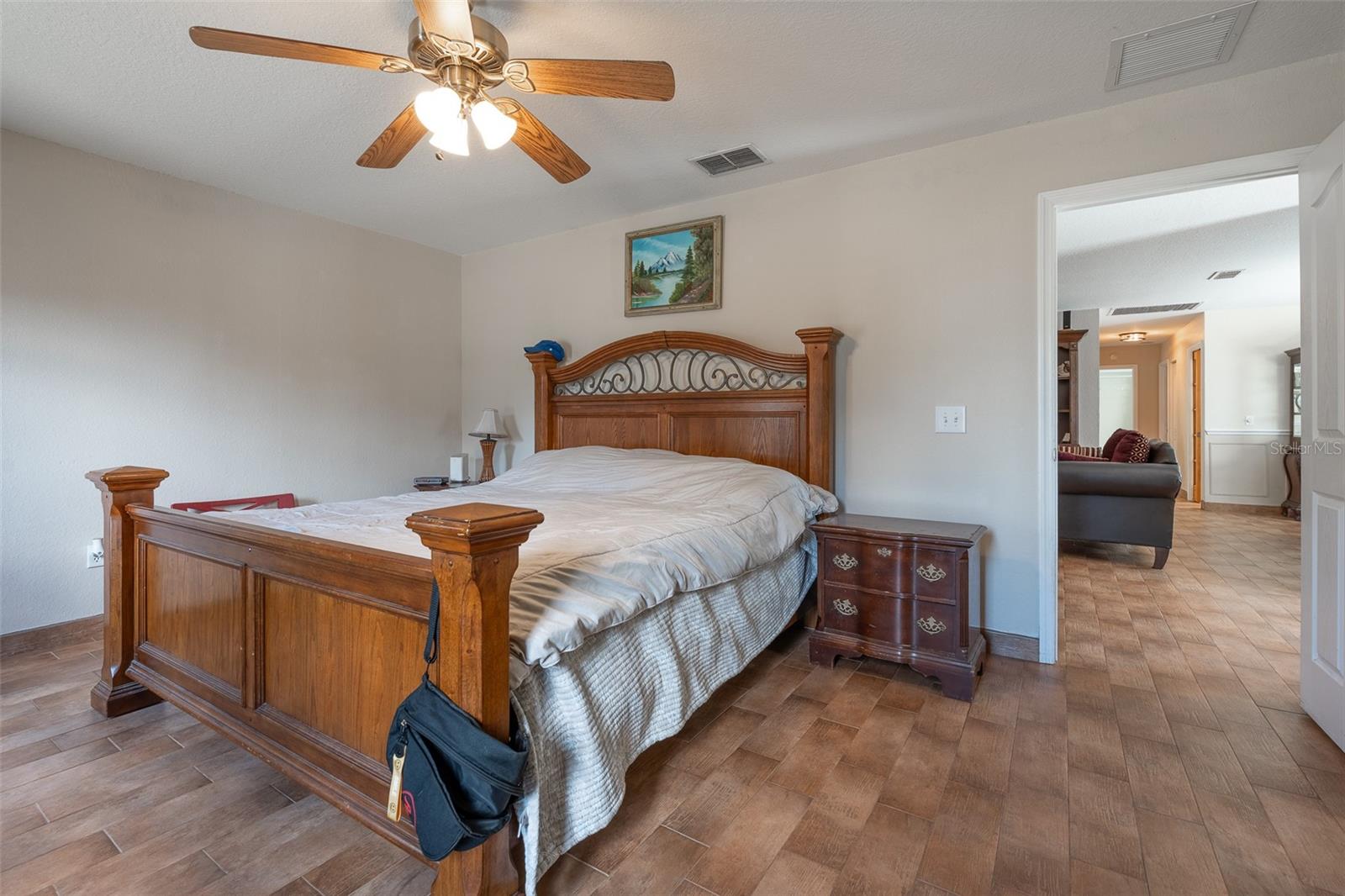 Image 32 of 63 For 2563 156th Place