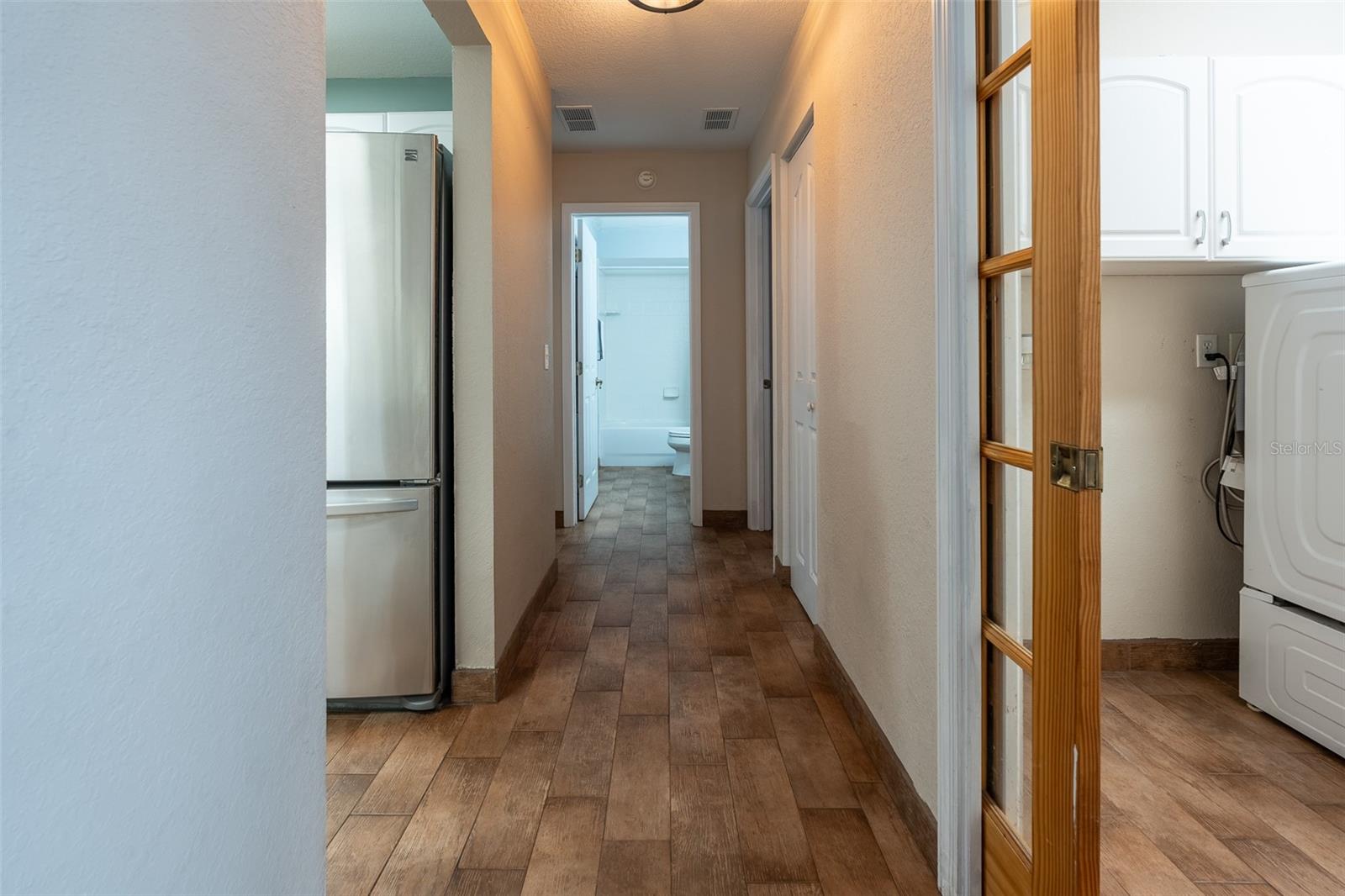 Image 41 of 63 For 2563 156th Place