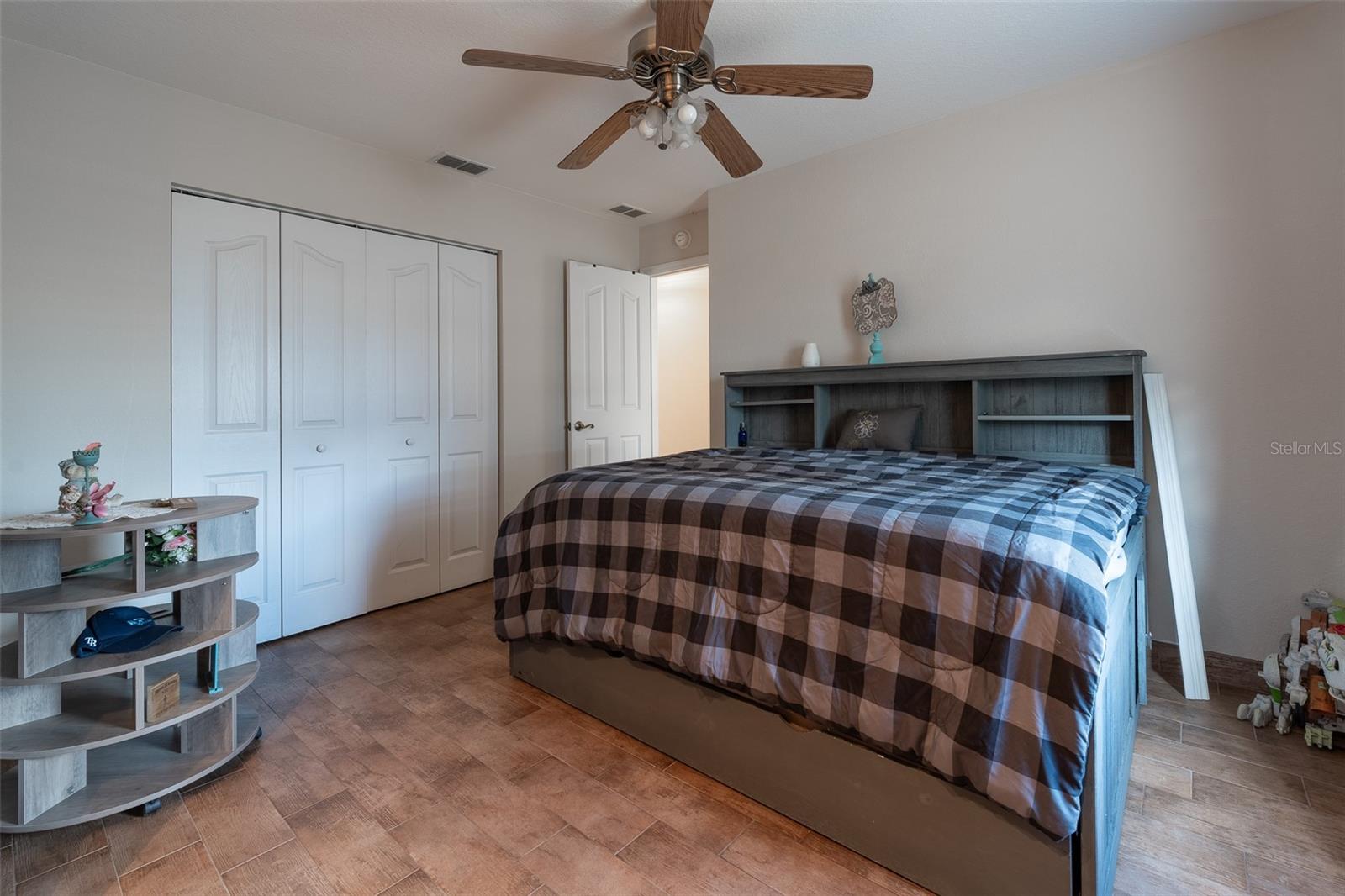 Image 45 of 63 For 2563 156th Place