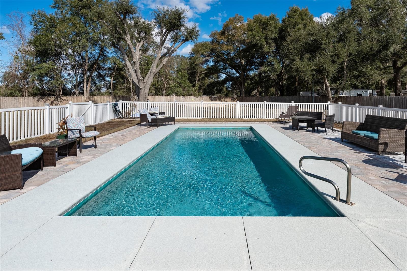 Image 52 of 63 For 2563 156th Place