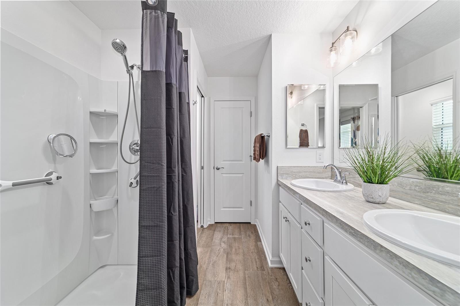 Image 14 of 29 For 1479 Joshua Court