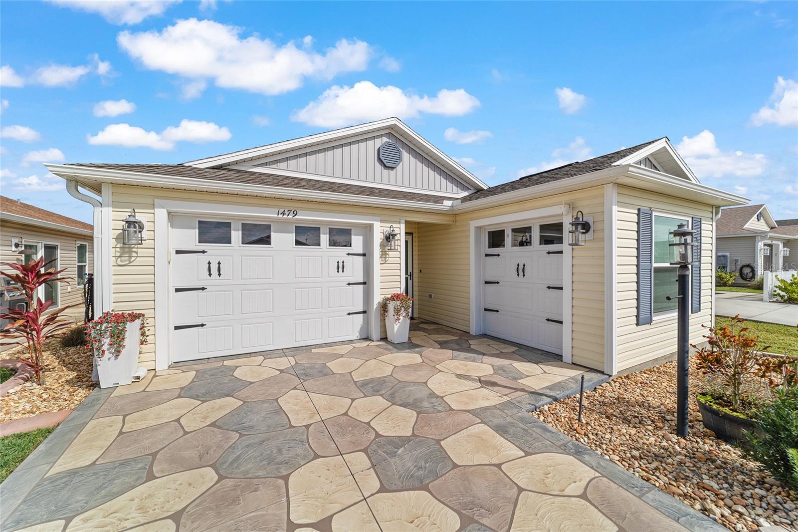 Image 2 of 29 For 1479 Joshua Court