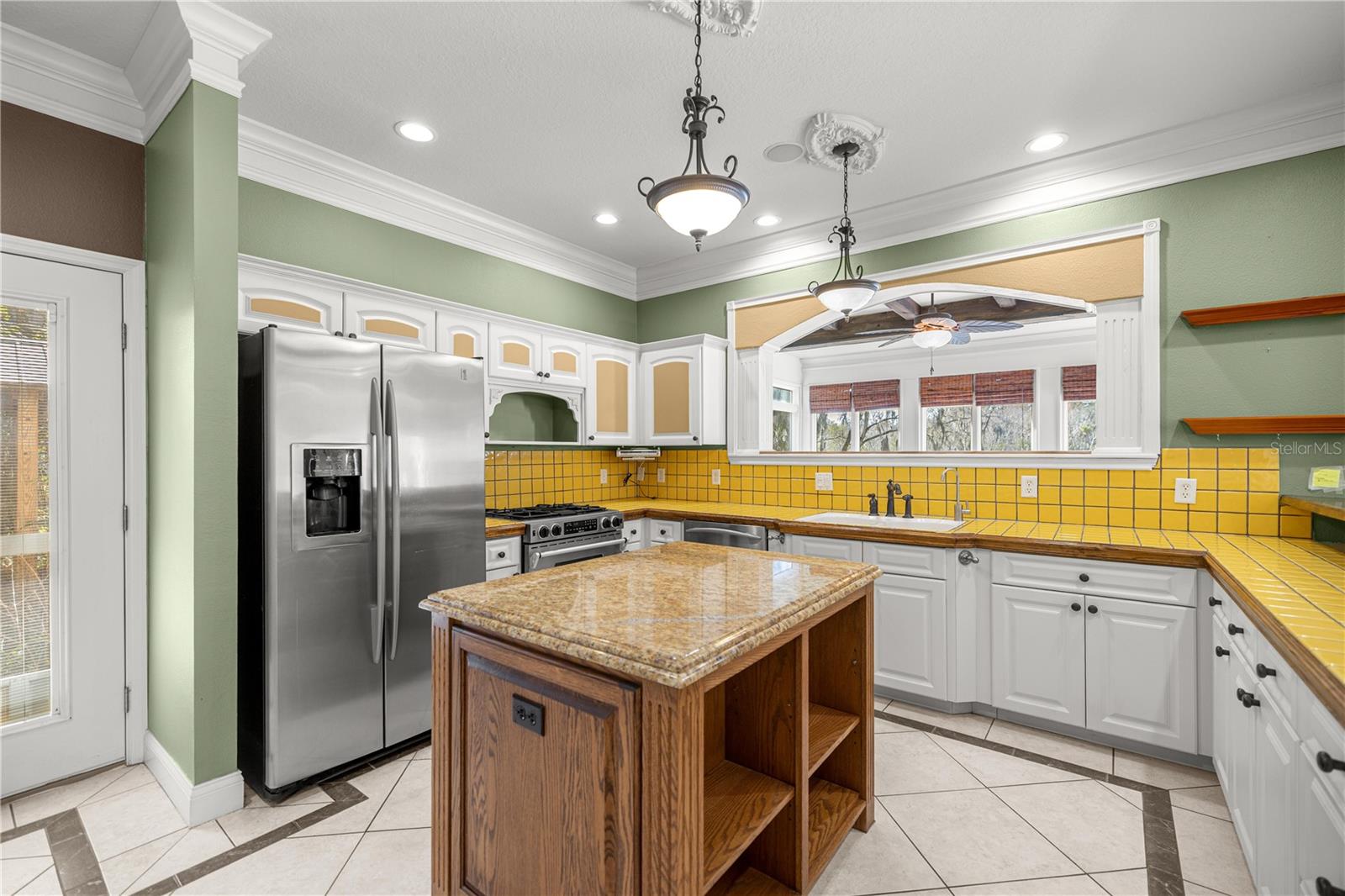 Image 15 of 41 For 11750 Cherokee Circle