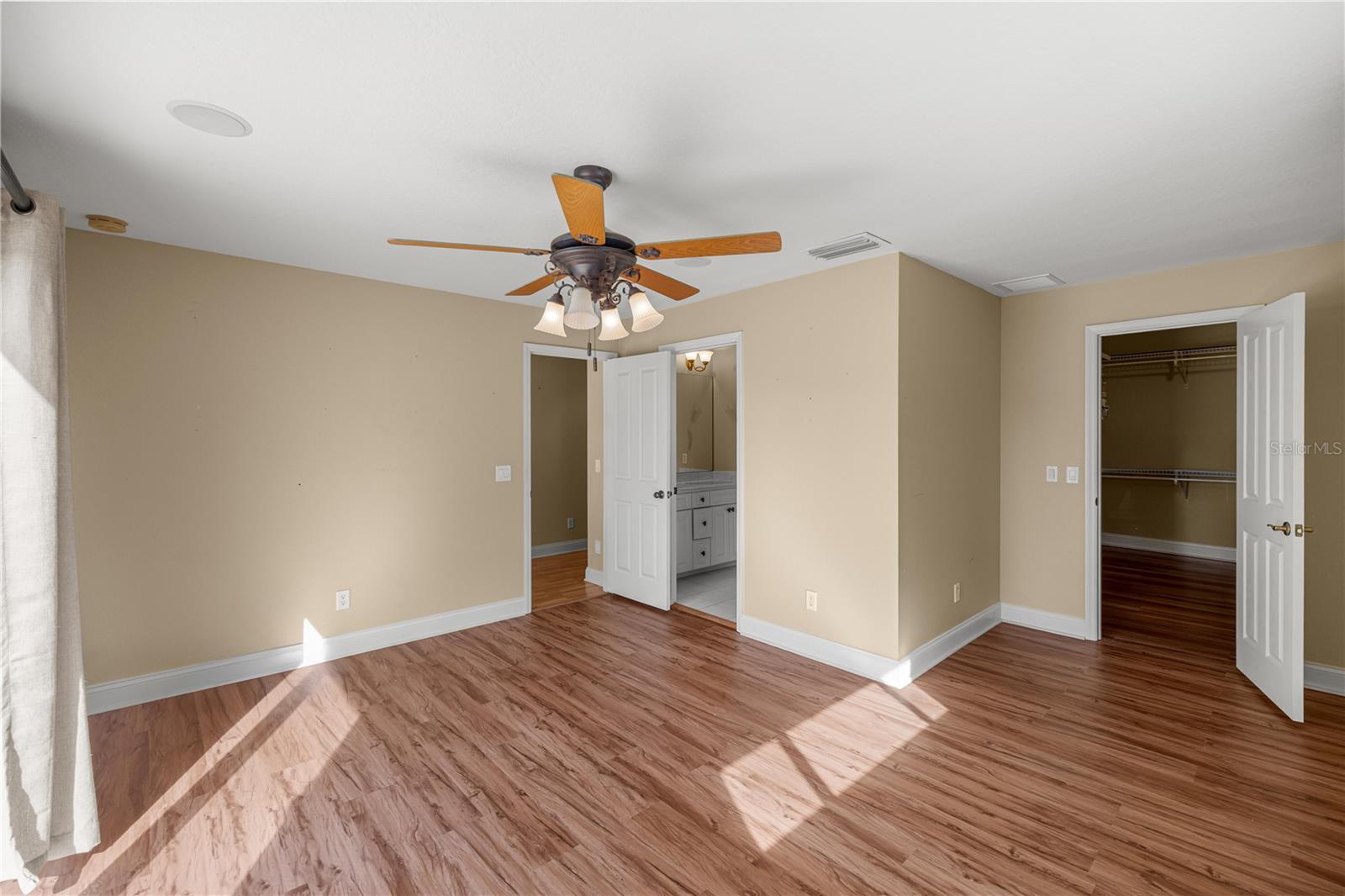 Image 20 of 41 For 11750 Cherokee Circle