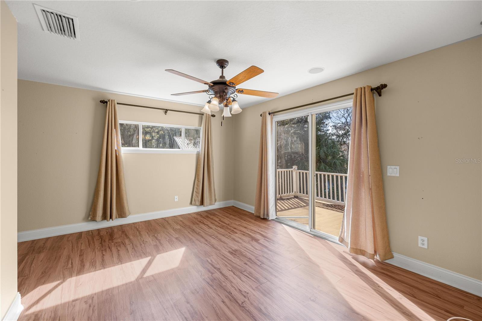 Image 21 of 41 For 11750 Cherokee Circle