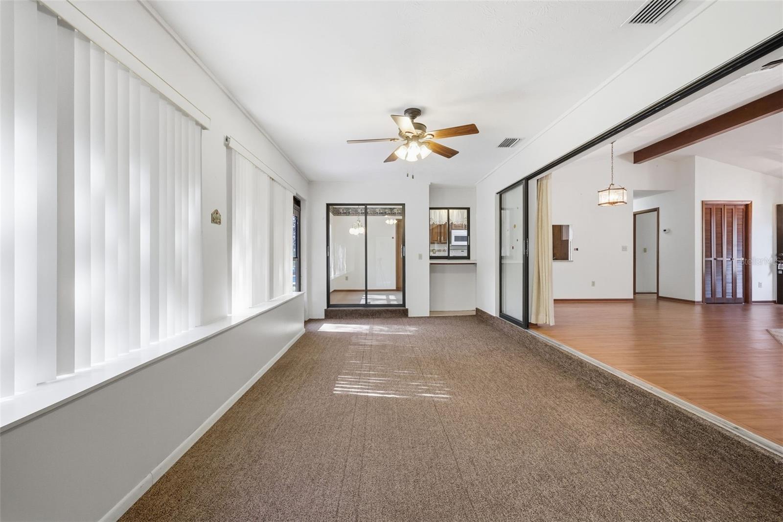 Image 23 of 31 For 37 Birchtree Street