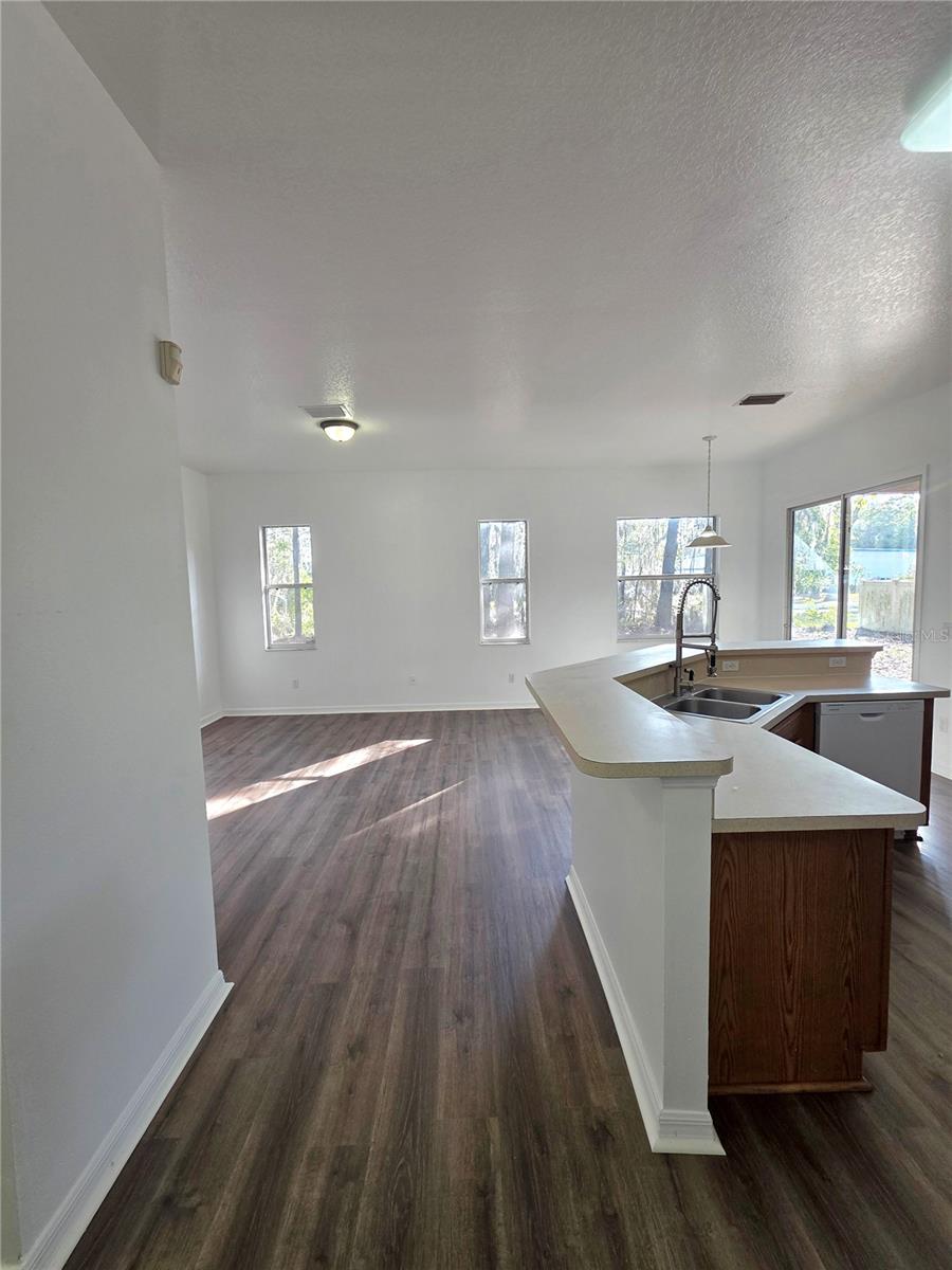 Image 9 of 20 For 2818 24th Place