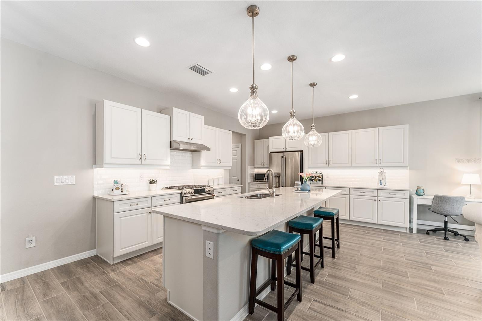 Image 14 of 69 For 4379 56th Court