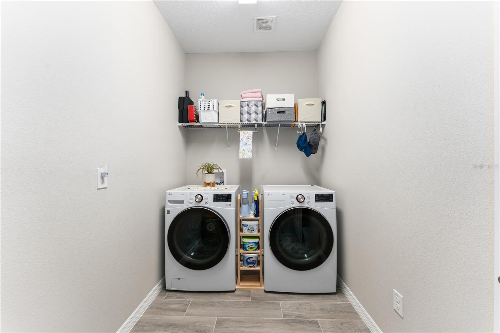 Image 38 of 69 For 4379 56th Court