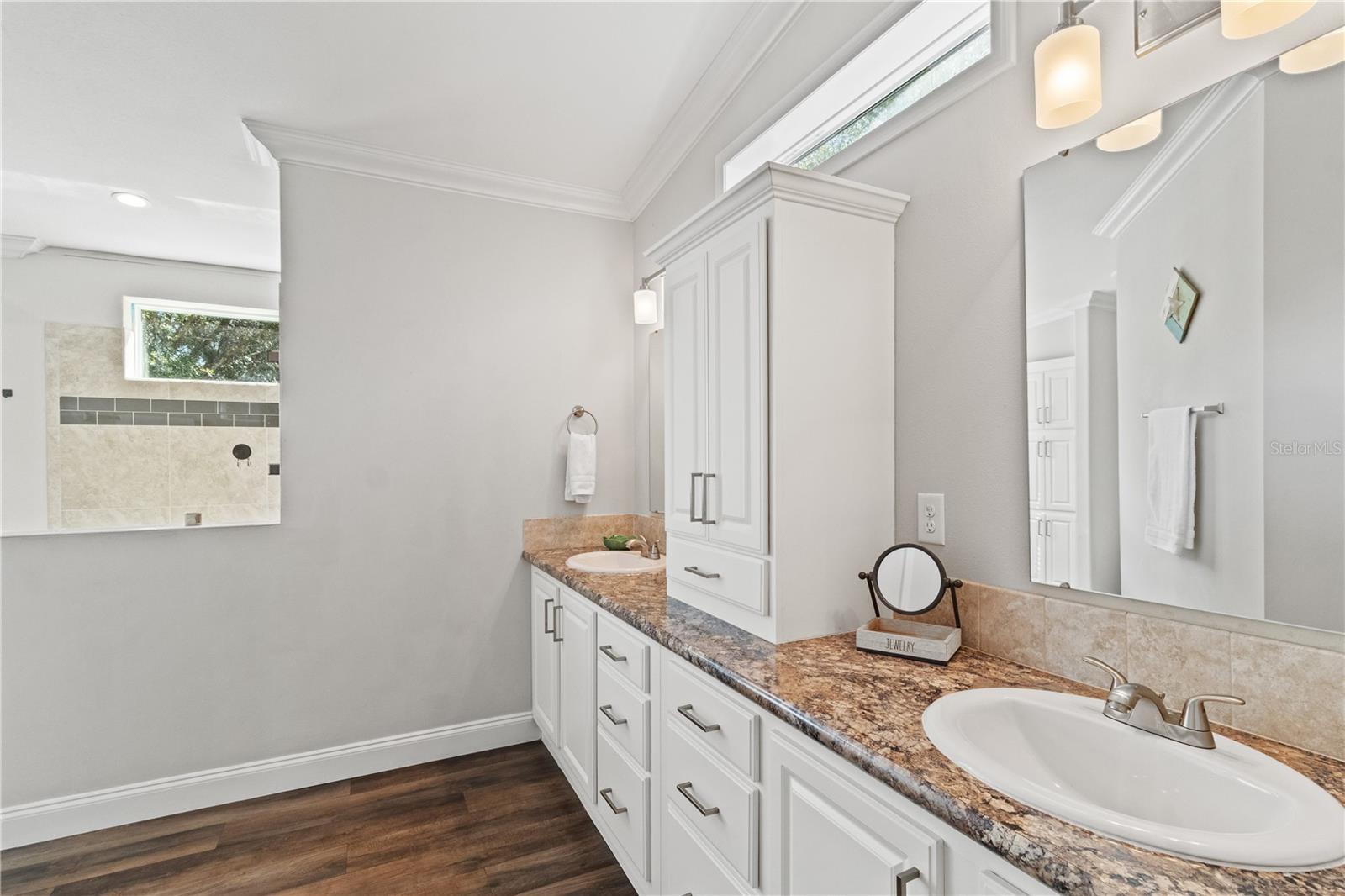 Image 21 of 56 For 9410 156th Place