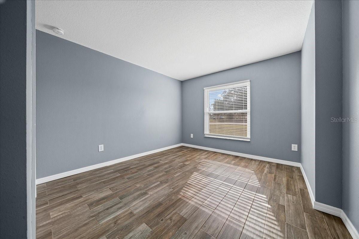 Image 30 of 67 For 155 Juniper Way