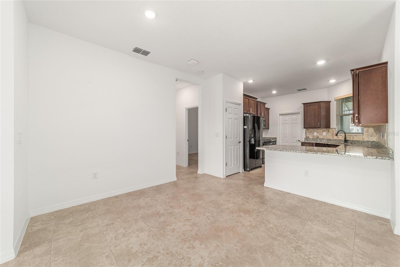 Image 21 of 40 For 7881 89th Circle