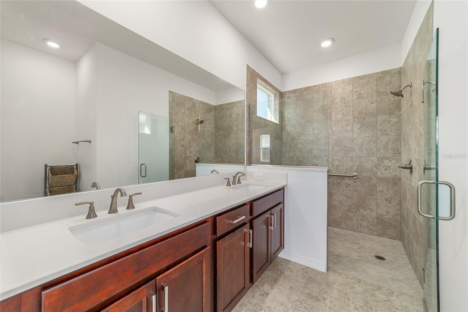 Image 34 of 40 For 7881 89th Circle