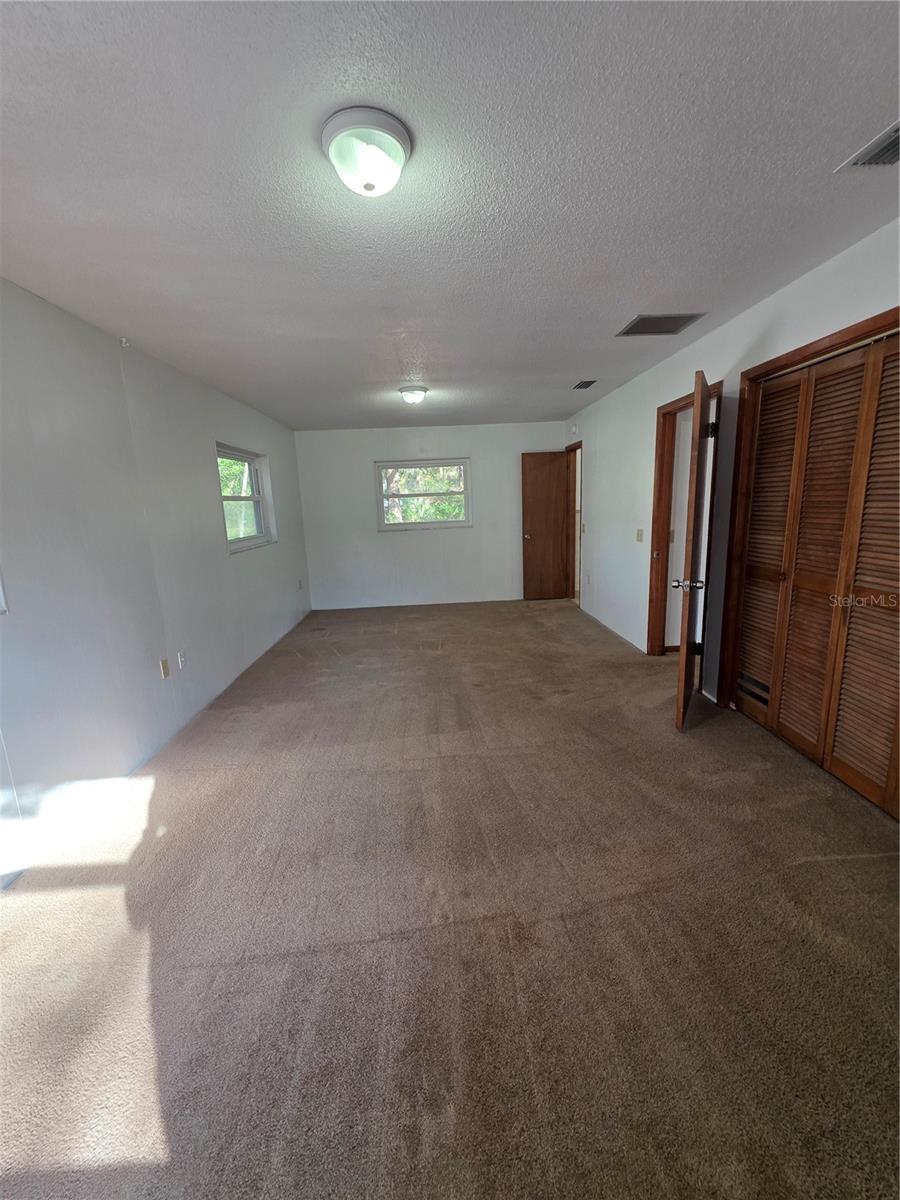 Image 10 of 11 For 2301 32nd Street