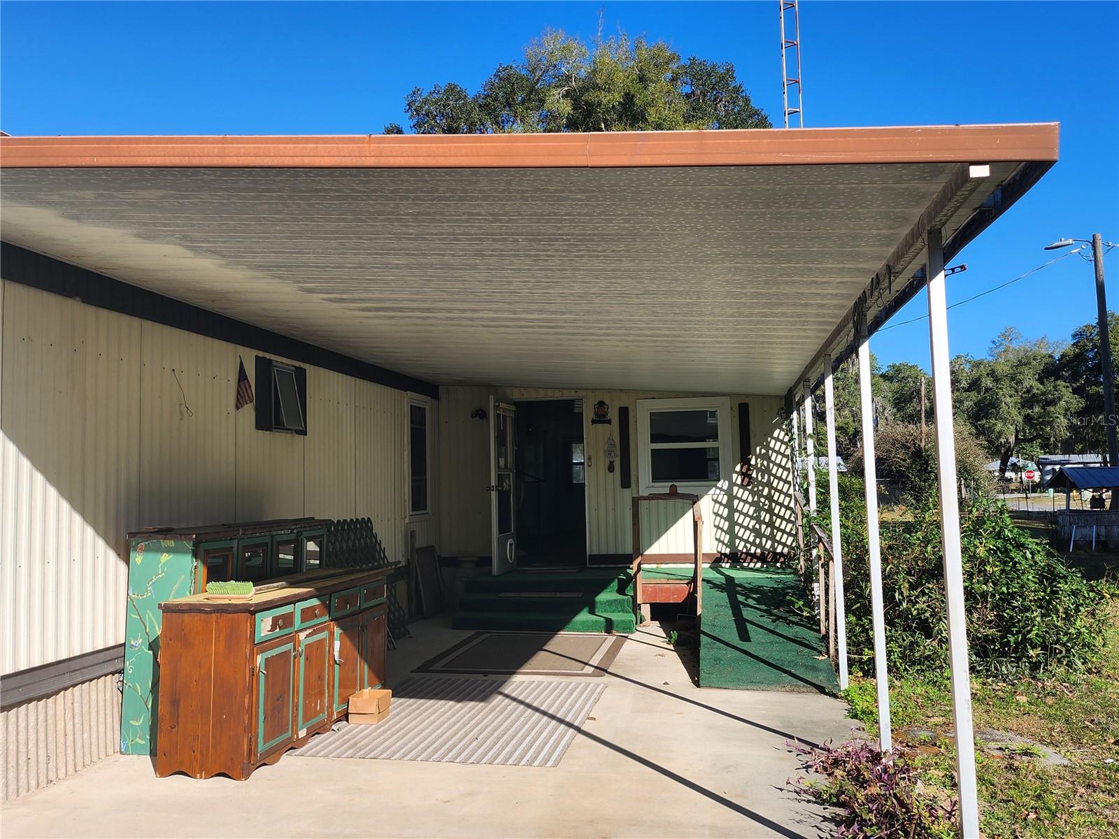 Image 21 of 61 For 17174 37th Court