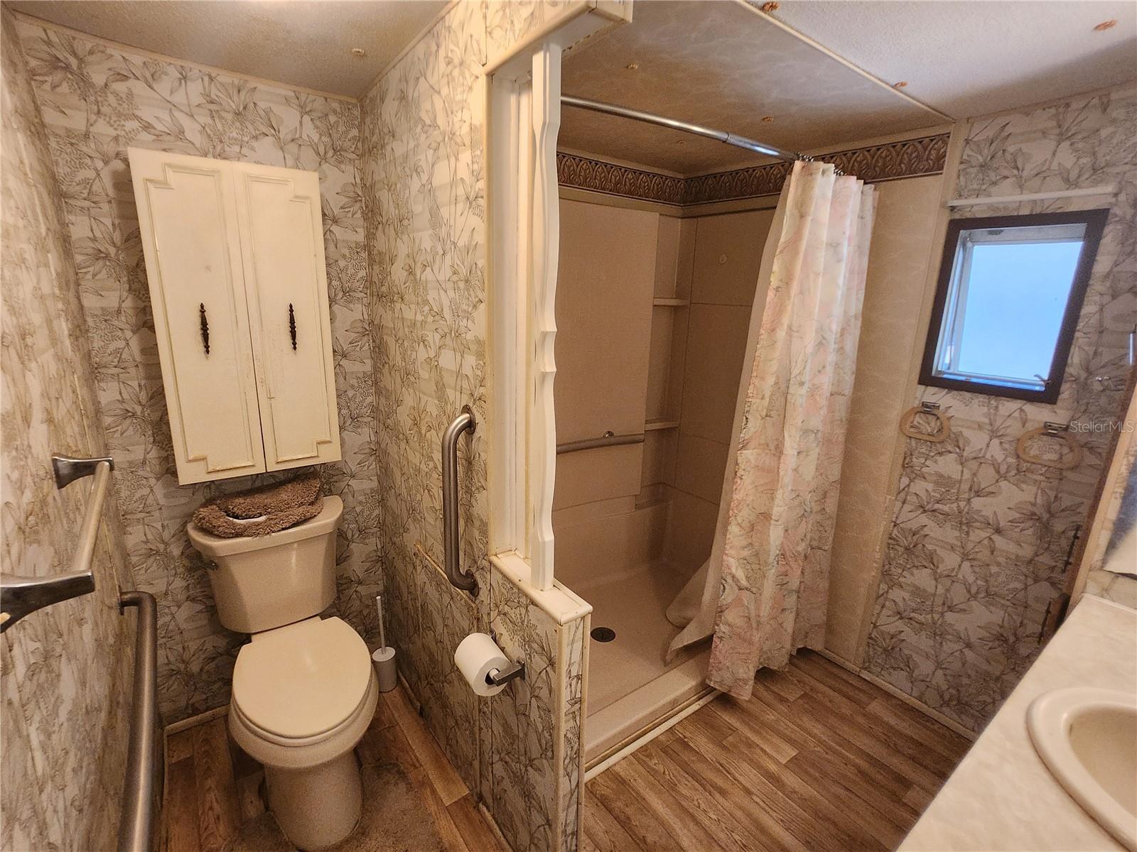 Image 32 of 61 For 17174 37th Court