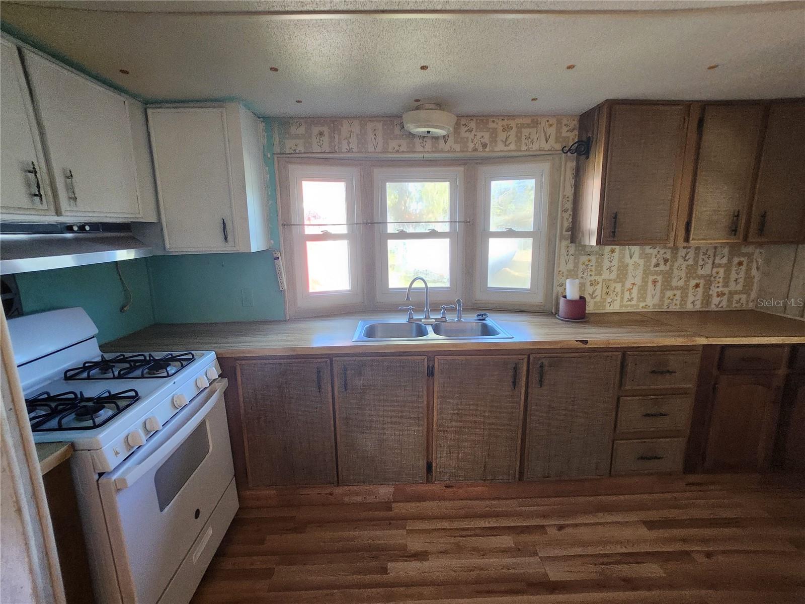 Image 42 of 61 For 17174 37th Court