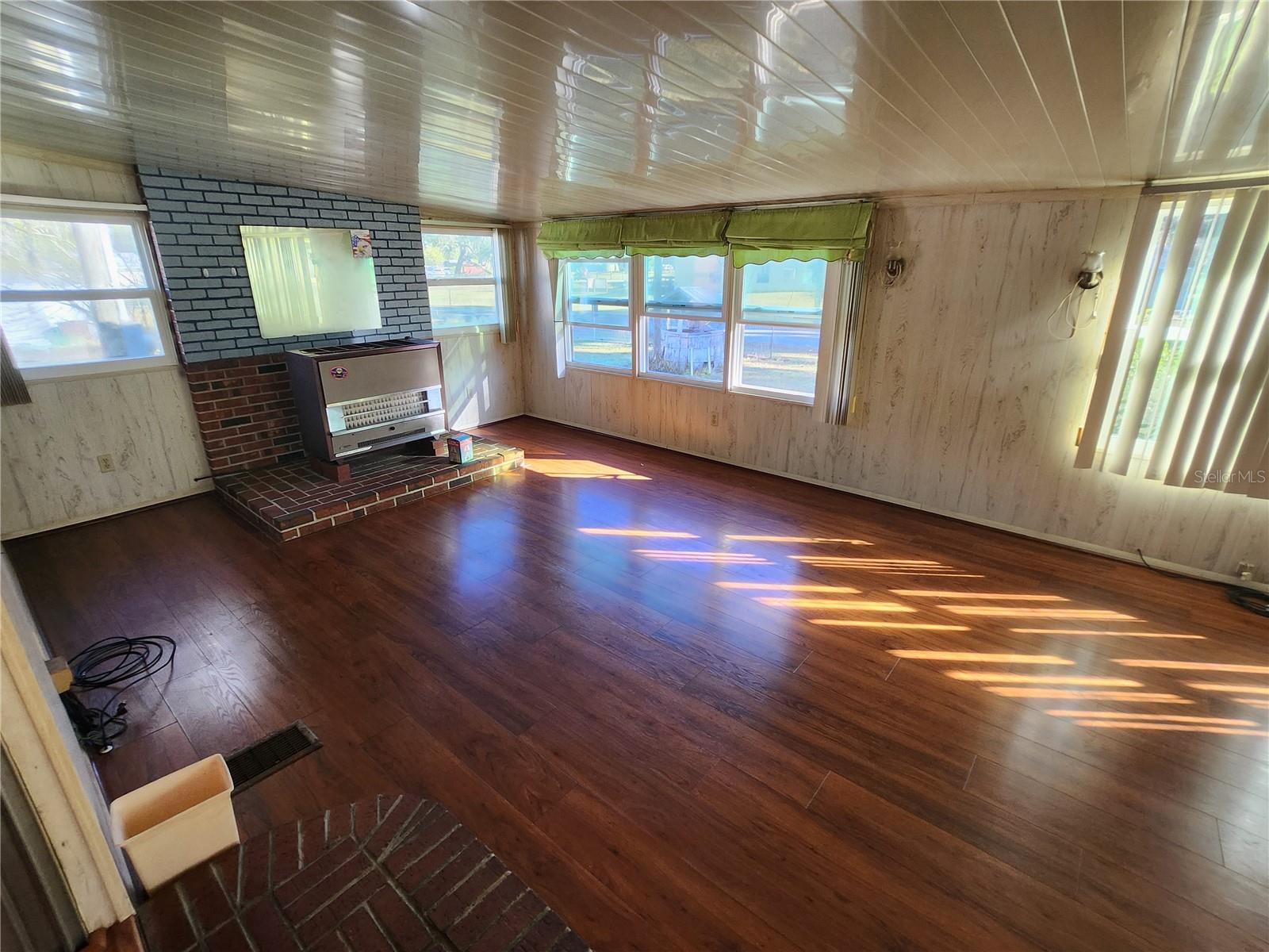 Image 48 of 61 For 17174 37th Court