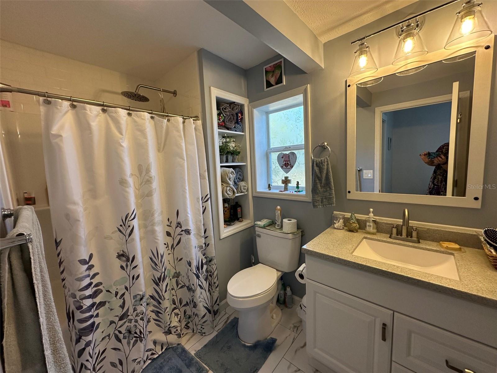 Image 11 of 32 For 9705 Cortlandt Drive