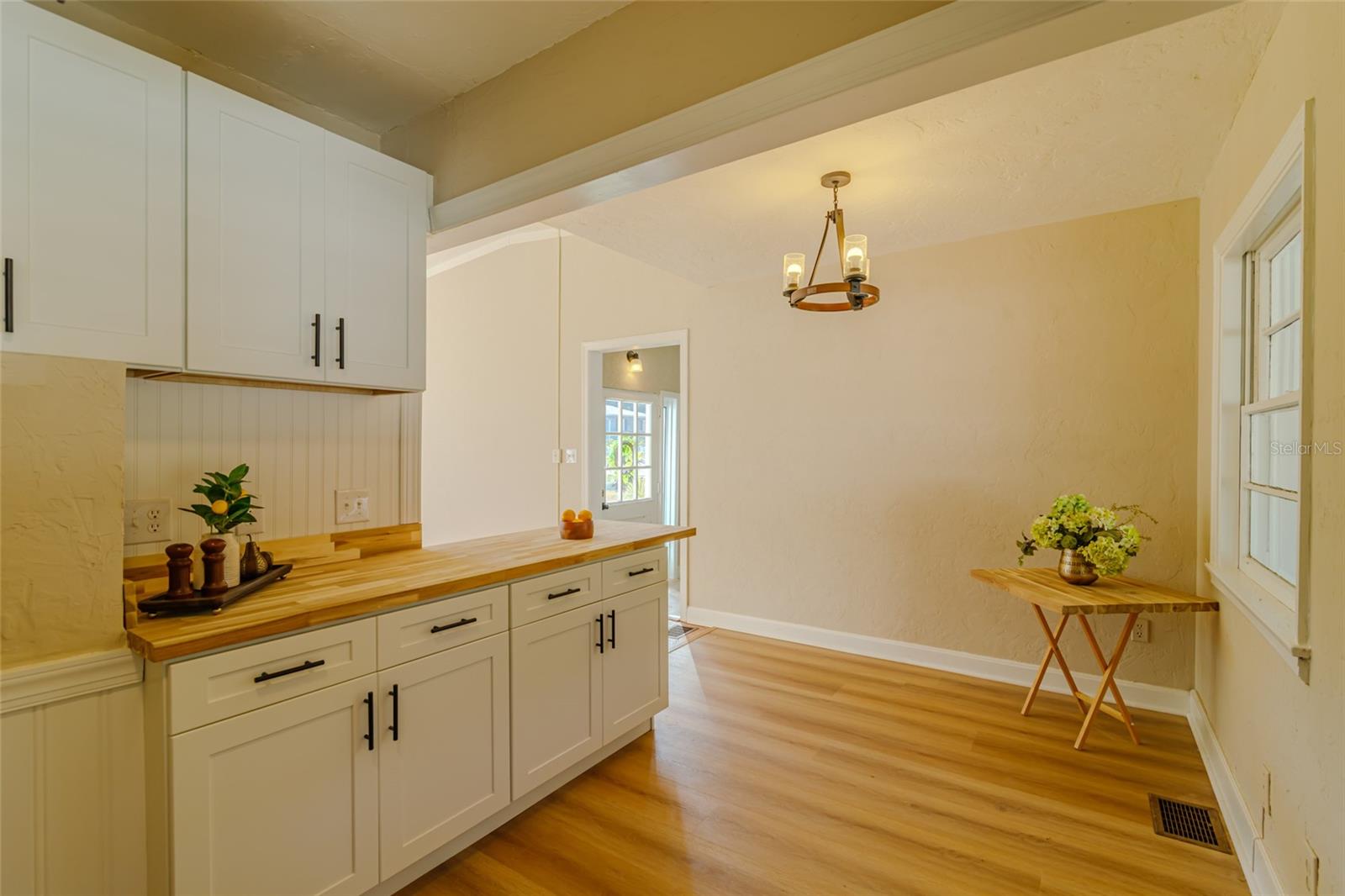 Image 17 of 58 For 910 11th Avenue