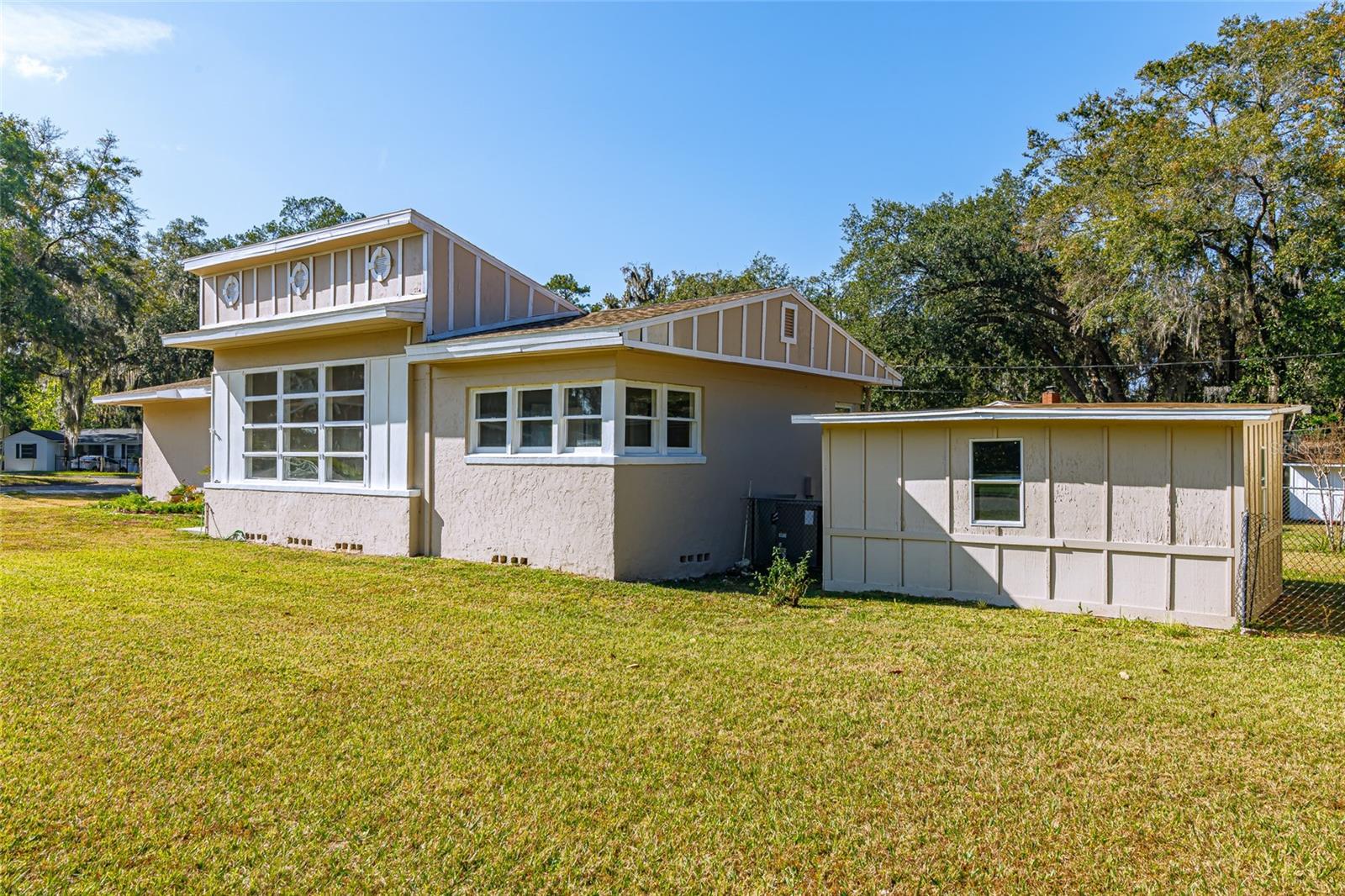 Image 2 of 58 For 910 11th Avenue